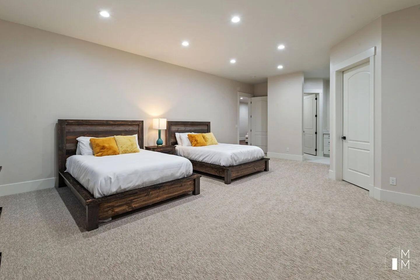 Cedar Rose Estate — photo 7 of 14