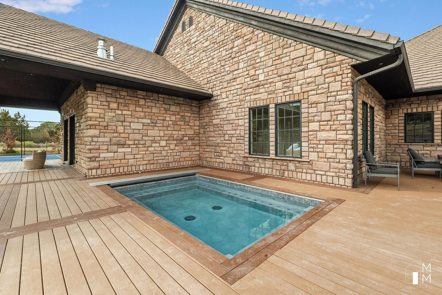 Cedar Rose Estate — photo 13 of 14